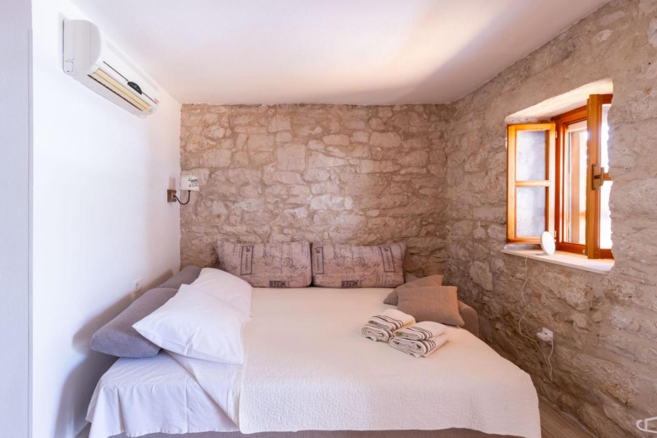 Apartman Diran Biograd Na Moru Buitenkant foto
